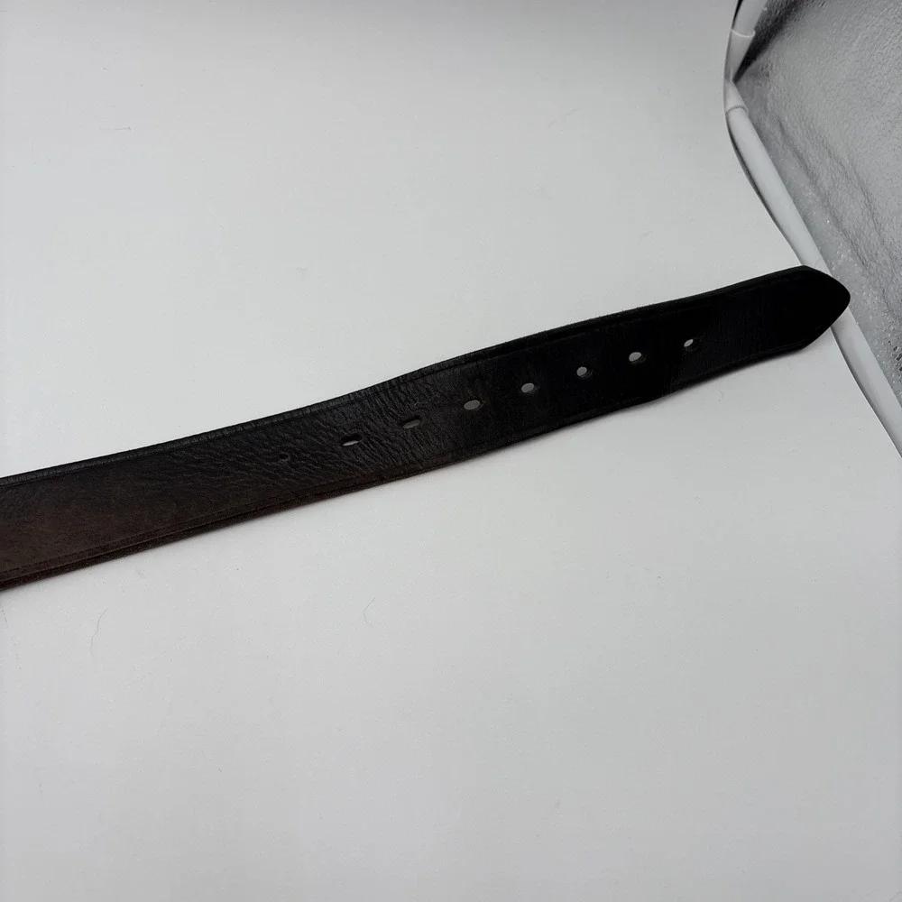 Levi's Strauss & Co Mens‎ Belt And Buckle Size XL 42in-44in Genuine Leather